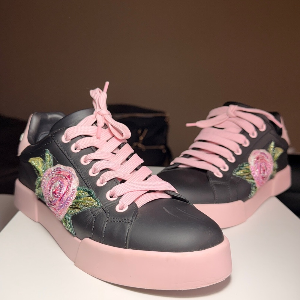 Dolce & Gabbana Black and Pink Floral Sneakers - Picture 6 of 6